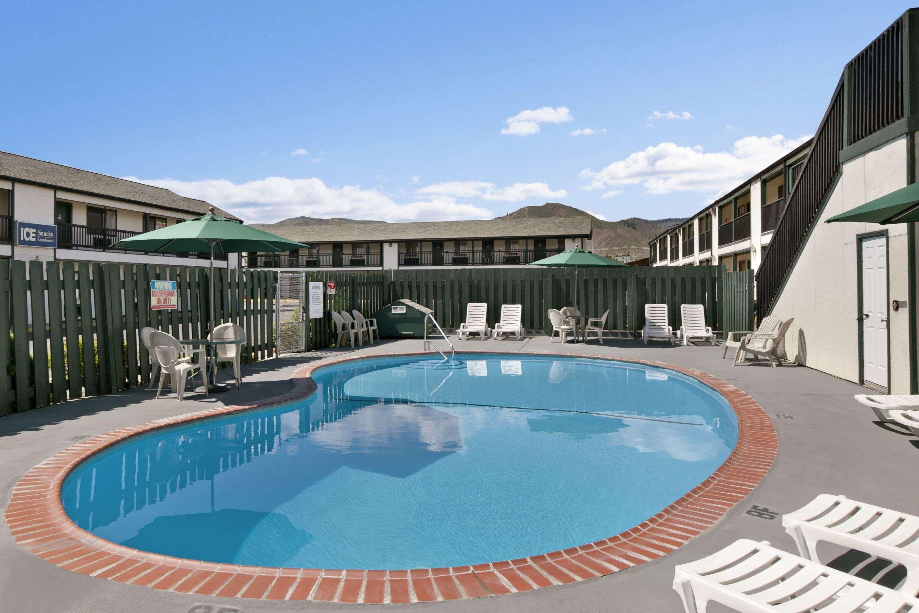 Travelodge By Wyndham Wenatchee Zewnętrze zdjęcie
