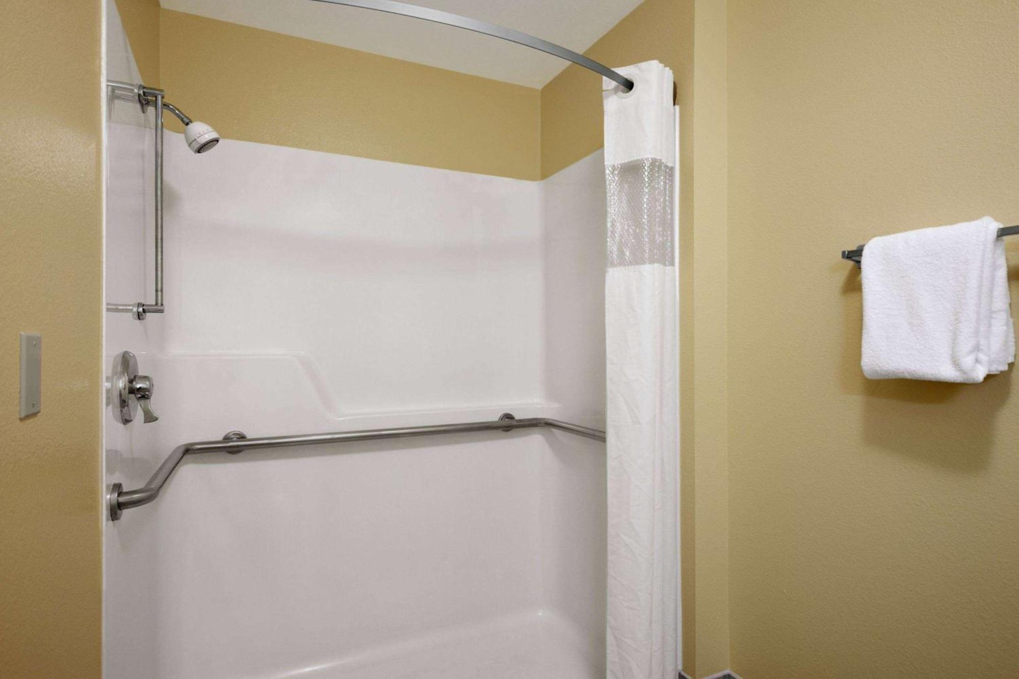 Travelodge By Wyndham Wenatchee Zewnętrze zdjęcie
