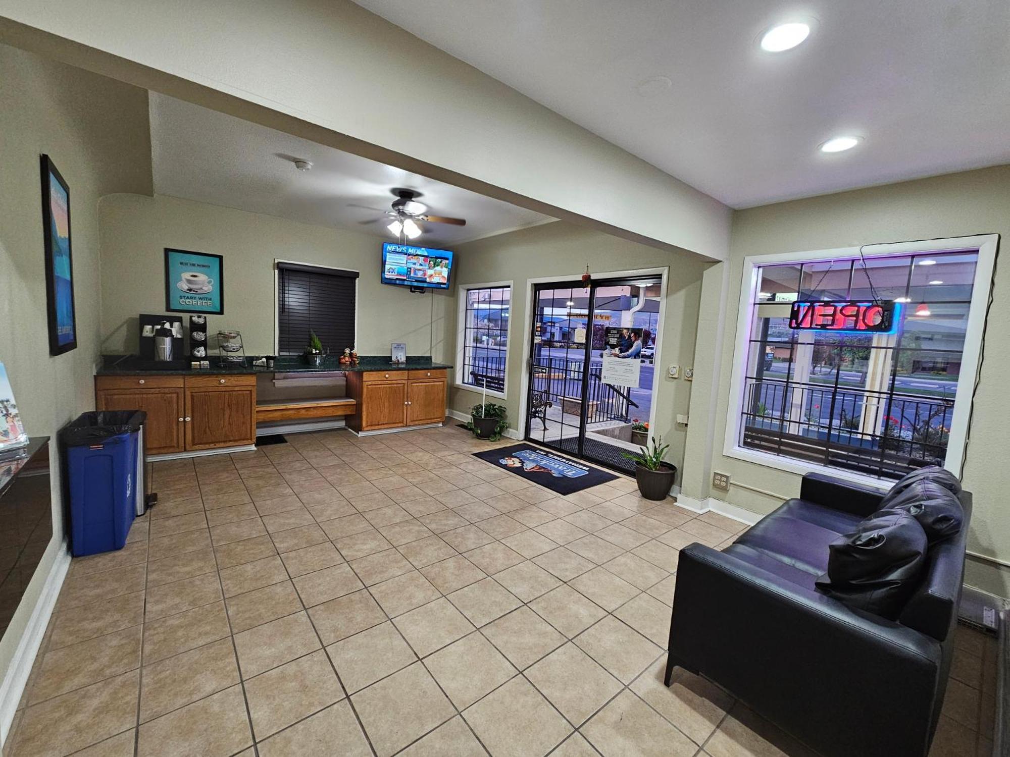 Travelodge By Wyndham Wenatchee Zewnętrze zdjęcie